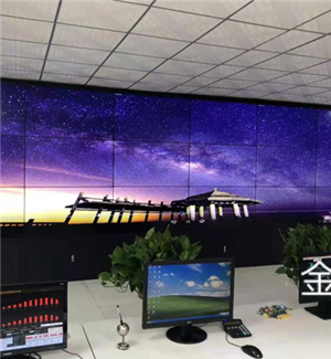 玉溪鋼鐵廠監(jiān)控大屏55寸3.5mm18單元解碼器+機(jī)柜